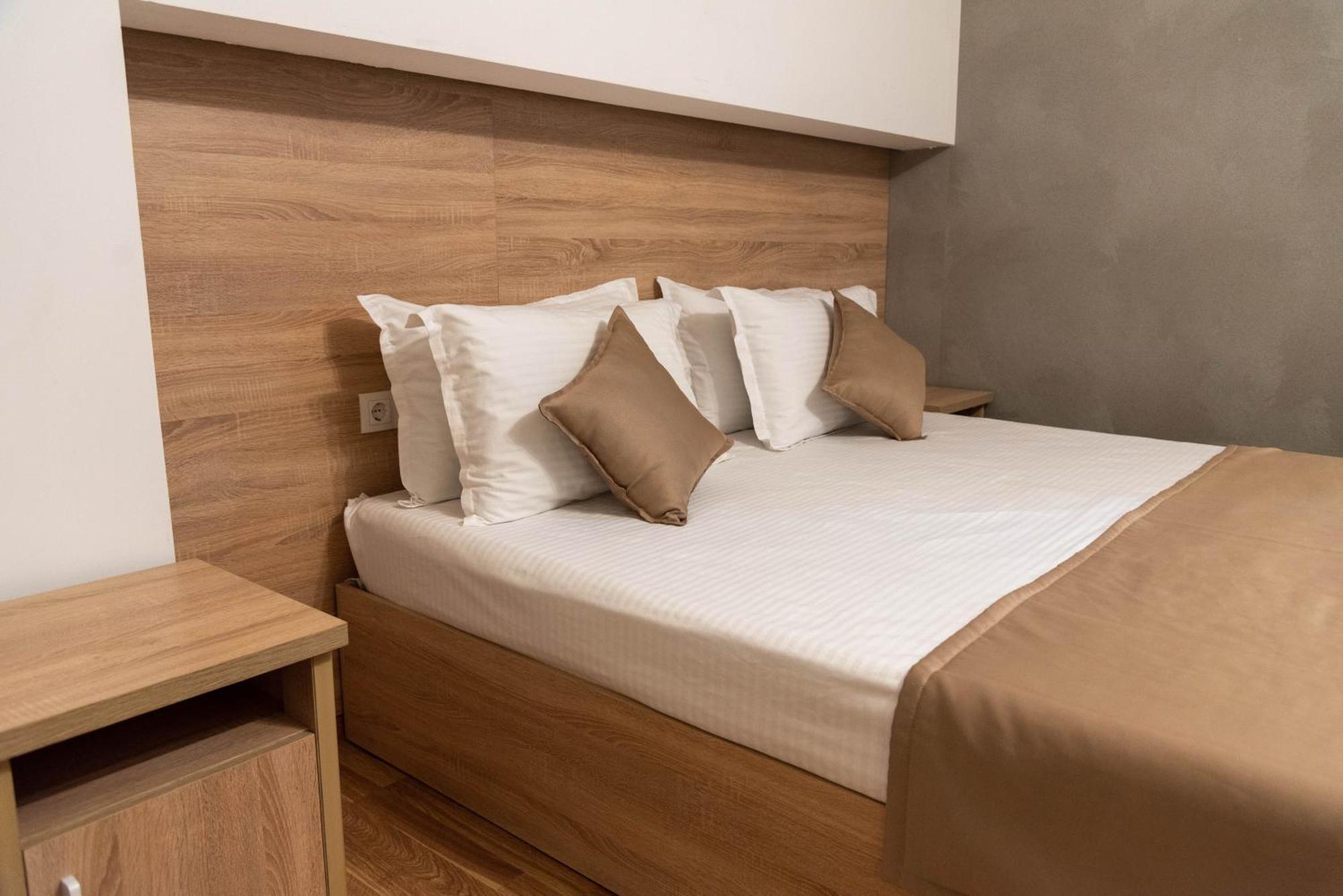 שימקנט Dora Hotel מראה חיצוני תמונה